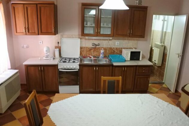 Kisasszony apartman - Photo2