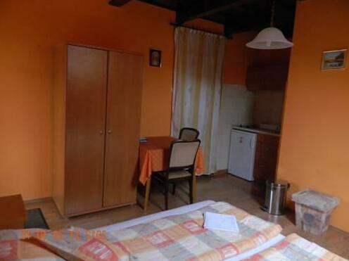 Napfeny Apartmanhaz - Photo3