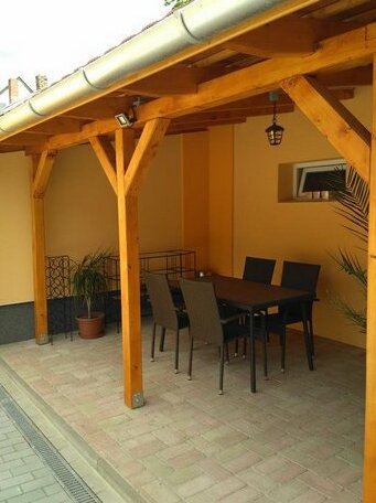 Paradise Apartmanhaz - Photo5