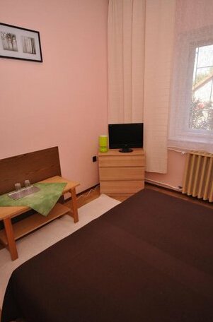 Kalcit Tourist Motel - Photo4