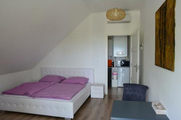 Hilltop Apartments Fonyod - Photo3