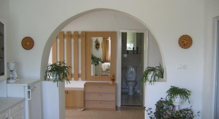 Bor Apartmanhaz - Photo2