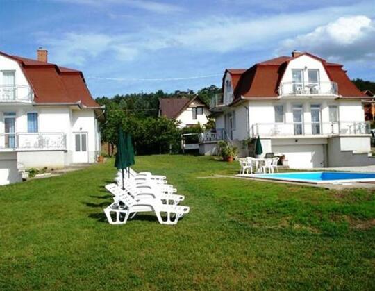 Festetics Guesthouse - Photo3