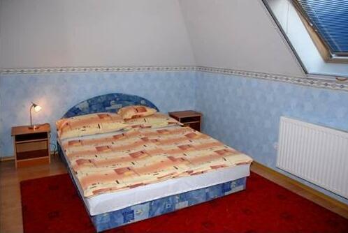 Kurucz Apartmanhaz - Photo5