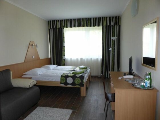 Sasto Hotel - Photo4