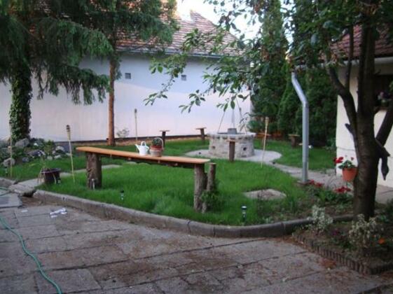 Delfin Apartmanhaz - Photo2