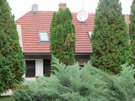 Gabor Apartman - Photo4