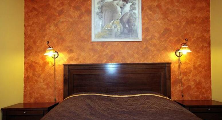 Gyula Apartman - Photo4