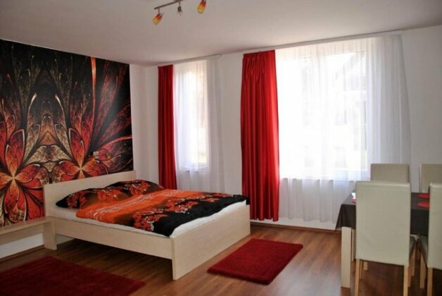 Gyula Var Premium Apartman - Photo2