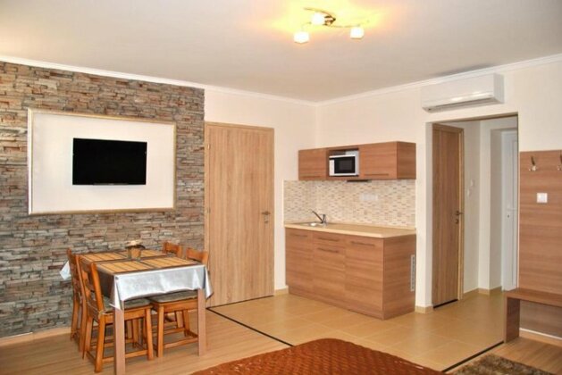 Gyula Var Premium Apartman - Photo5