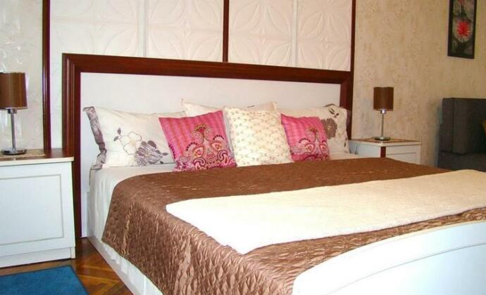 Napfeny Apartmanhaz Gyula - Photo4