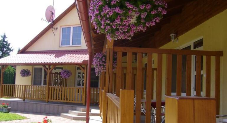 Aqua Azur Guesthouse - Photo2