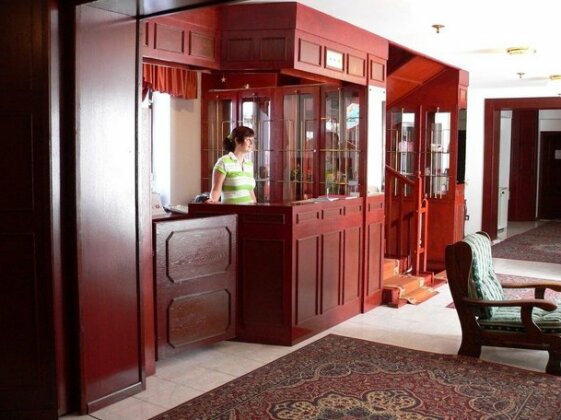 Inga Hotel - Photo2