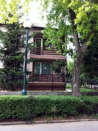 Platan Apartman - Photo2