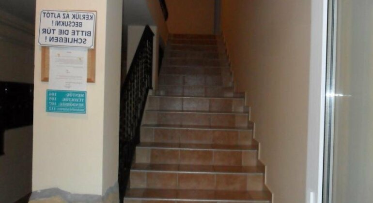 Arany Janos Apartmanok - Photo3