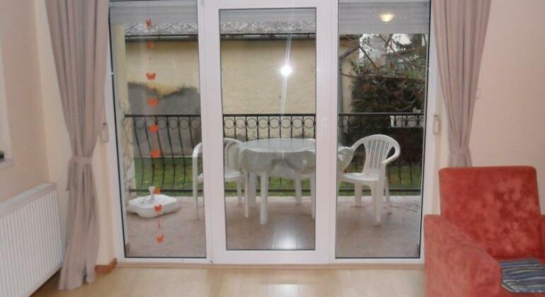 Arany Janos Apartmanok - Photo4