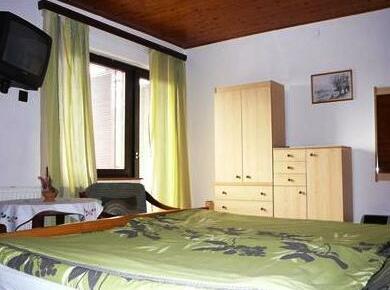 Family Apartman Harkany - Photo5