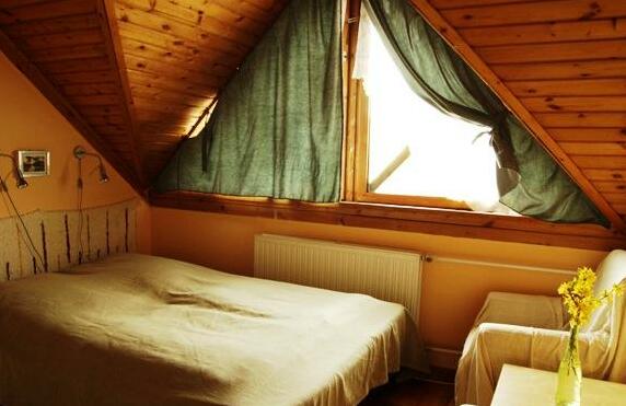 Hangulat Vendeghaz / Apartman - Photo5