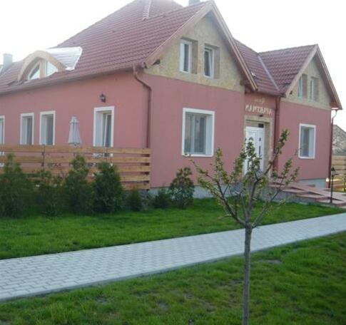 Regina Apartman Hegyko