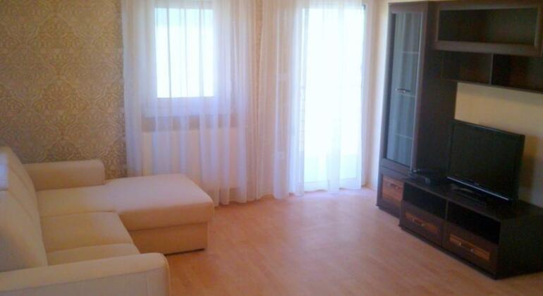 1000 Home Apartments - Photo5