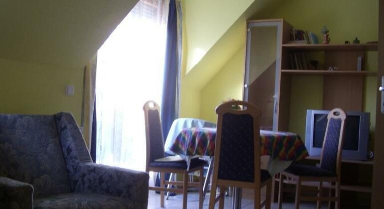 Adi-Ida Lak - Photo5