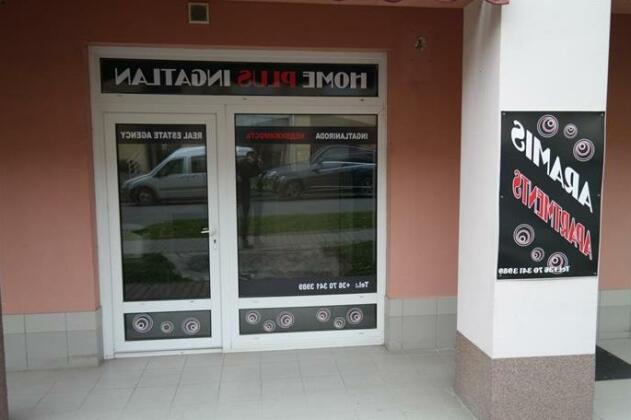 Aramis 2 Apartments - Photo2