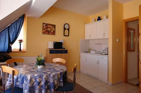Arkad Apartman - Photo4