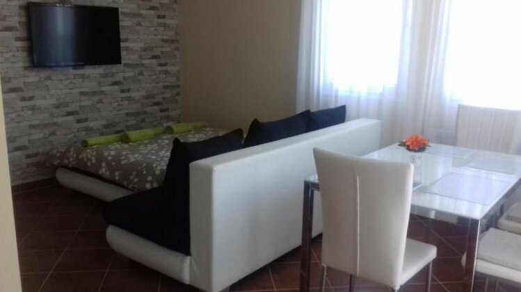 Benelise Apartman - Photo3