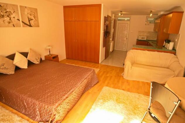 Cedar Apartman - Photo3