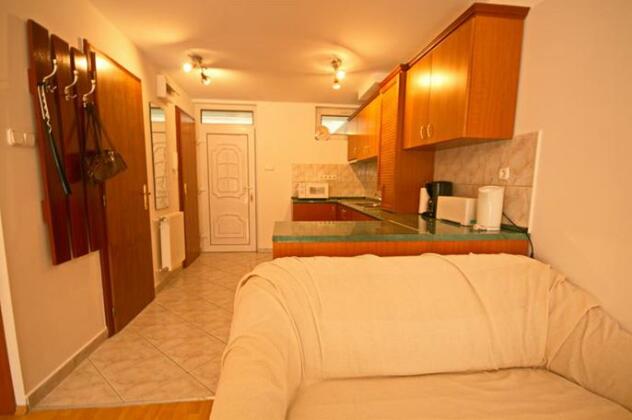 Cedar Apartman - Photo4