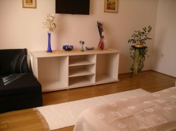 Centrum Apartman Heviz - Photo5