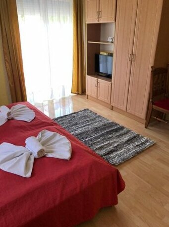 Green Park Apartment Heviz - Photo3