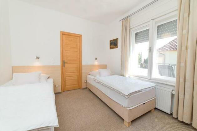 Guesthouse Schmidt - Photo3