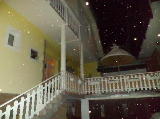 Gyongyi Apartman - Photo3