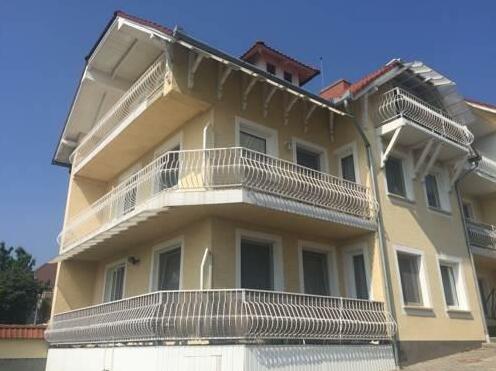 Haus Attila Heviz - Photo4