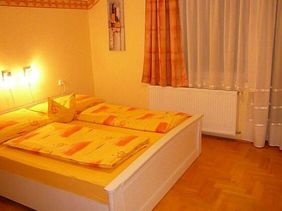 Heviz Erika Apartman - Photo5