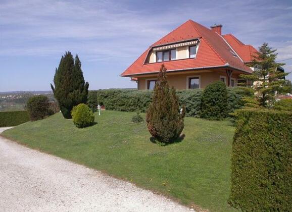 Hevizquelle Apartments - Photo2