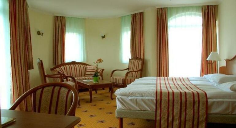 Hotel Sante - Photo4