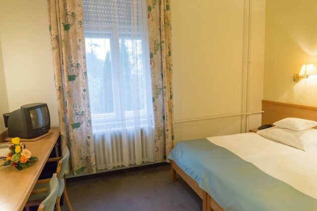 Hunguest Hotel Helios Superior - Photo5