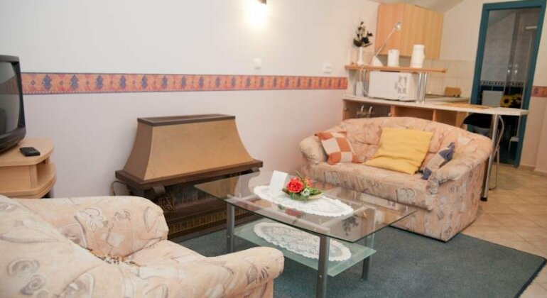 Ingrid Apartman - Photo3