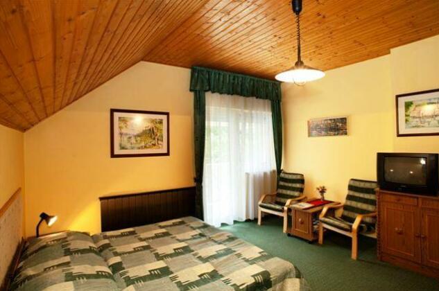 Klara Villa Apartman - Photo3