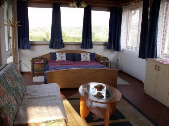 Ludwig House - Photo5