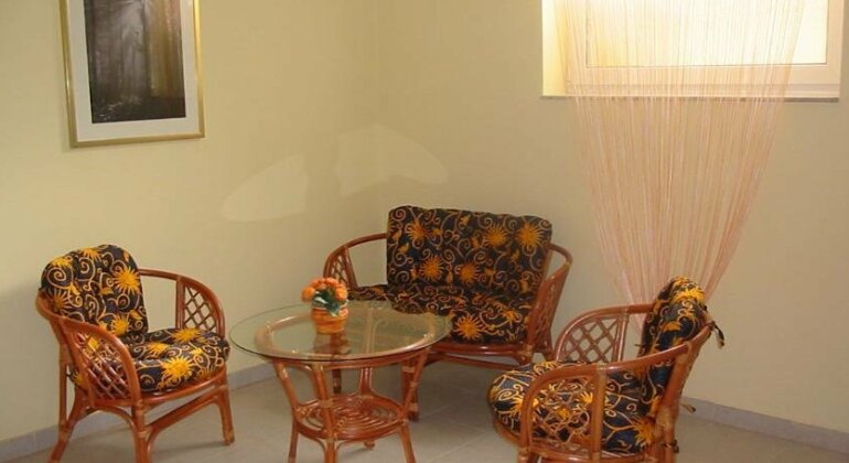 Napfeny Apartmanhaz Heviz - Photo5