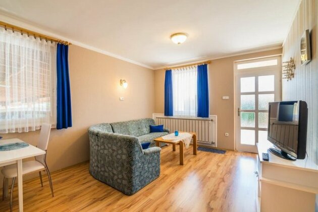Nemes Apartmanhaz - Photo5