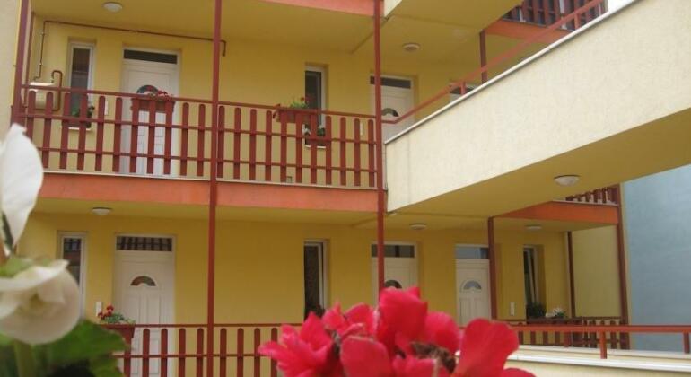Orel Residence - Photo2