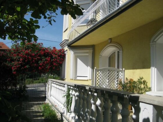 Rosen Villa Heviz - Photo2