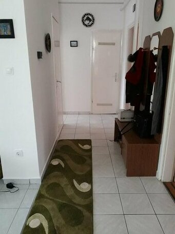 Tislerics Apartman - Photo2