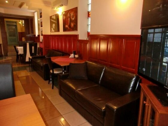 Club Haus 502 Kalocsa - Photo3