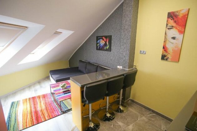 Centrum Lux 2 Apartmanok - Photo5