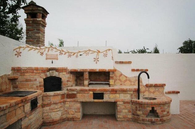 Hansag Vendeghaz - Photo2
